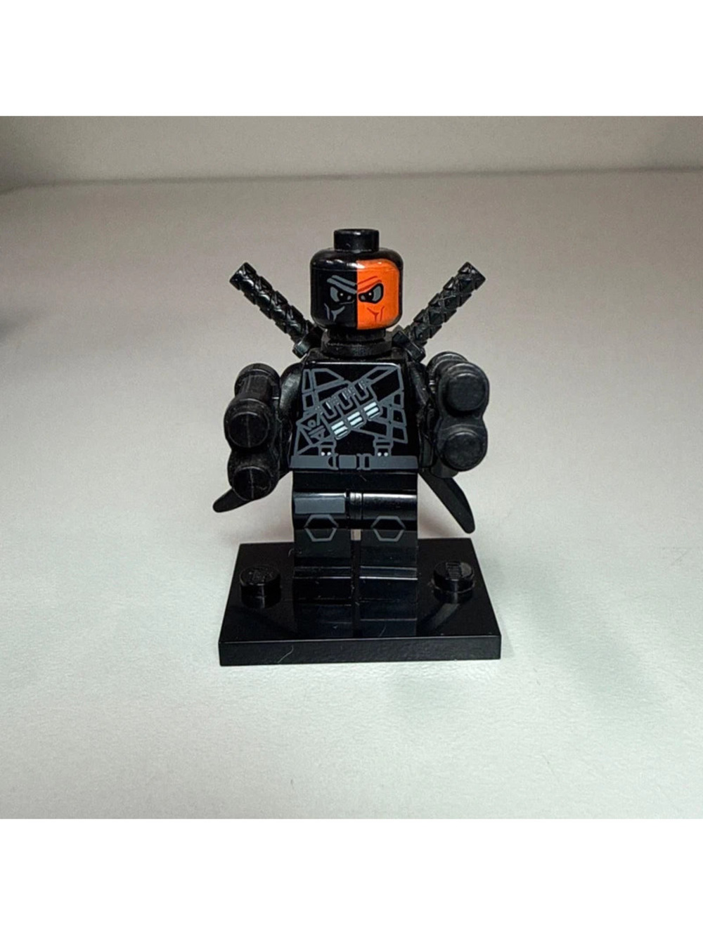 Lego DC Comics Super Heroes Deathstroke All Black Custom Minifigure